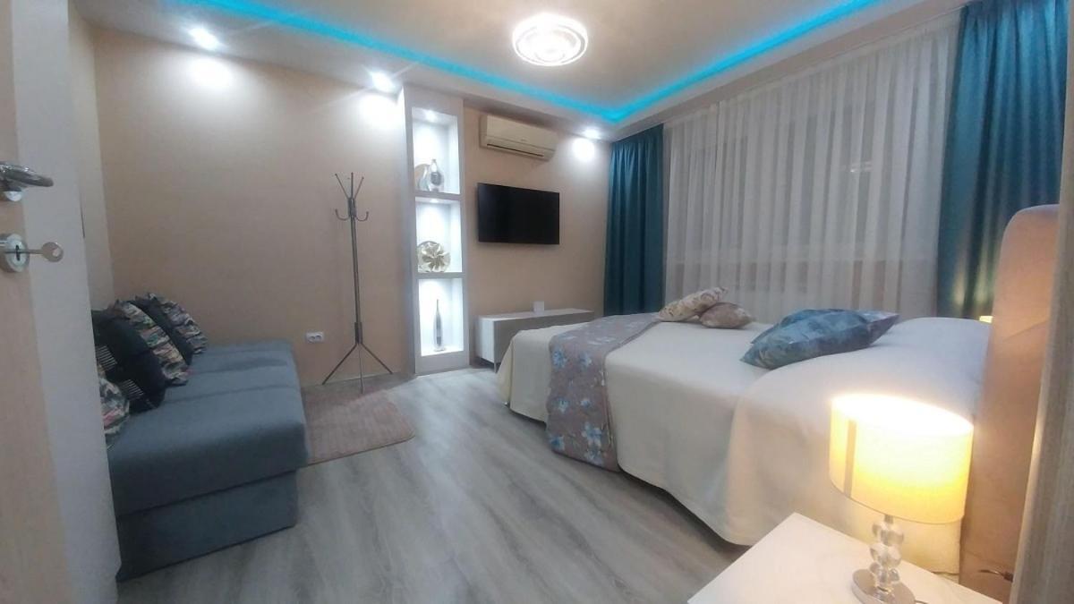 贝尔格莱德Kenedi Apartman公寓 外观 照片