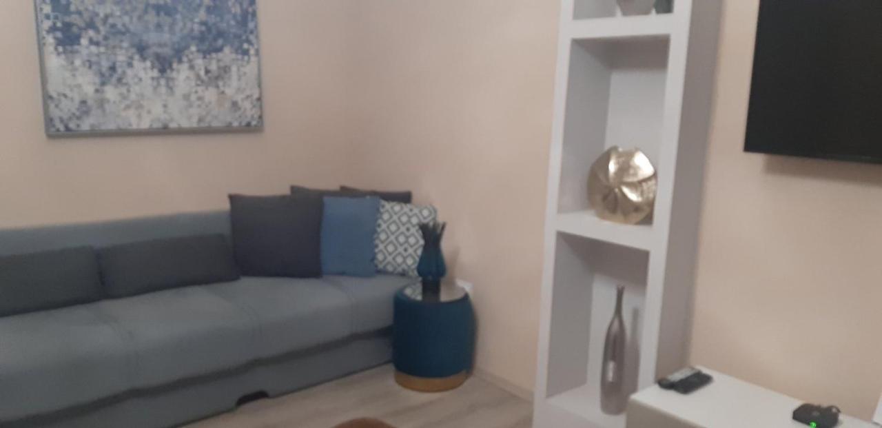 贝尔格莱德Kenedi Apartman公寓 外观 照片